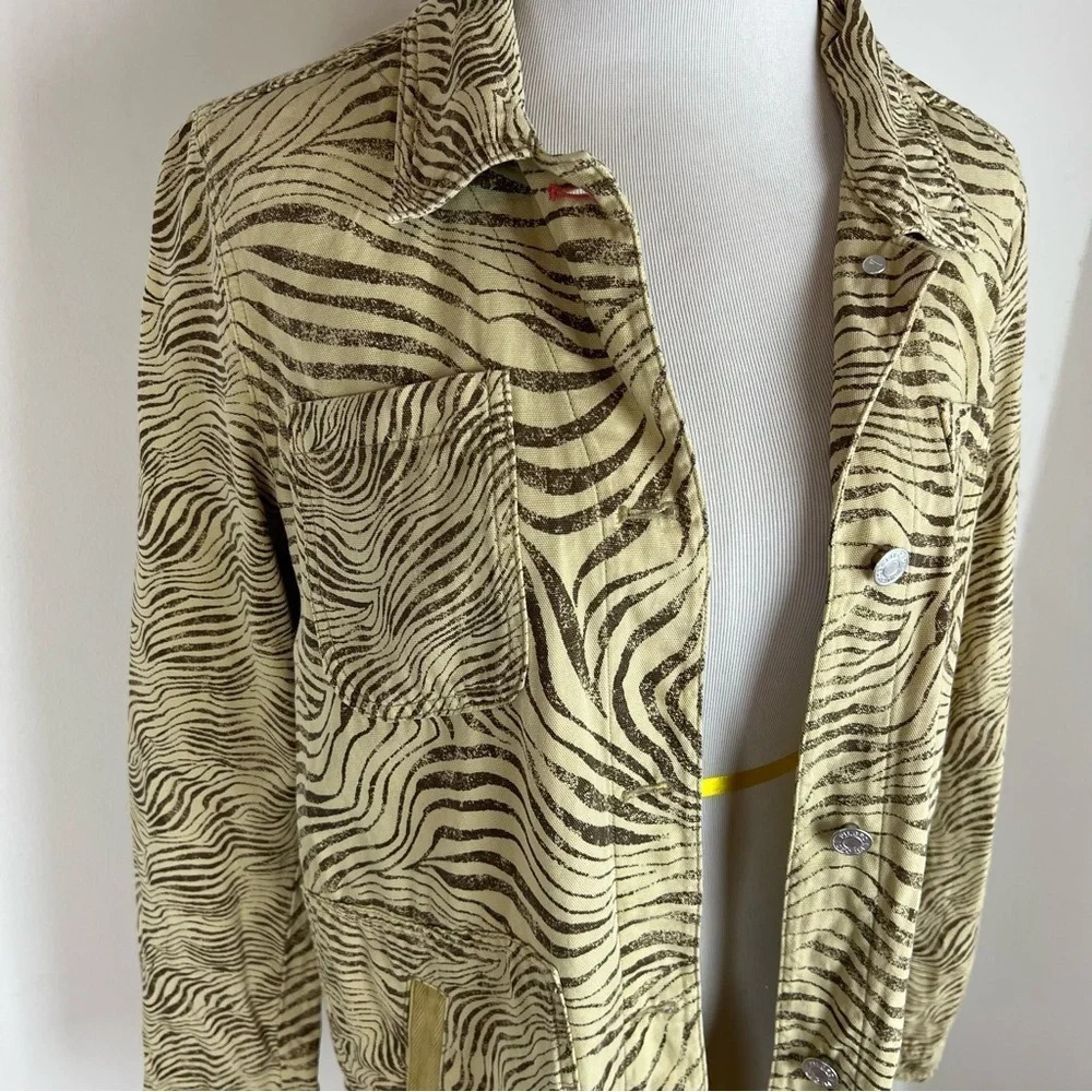 Pilcro Anthropologie Zebra Striped Shirt Jean Jacket Animal Print Shacket XS - Picture 4 of 8
